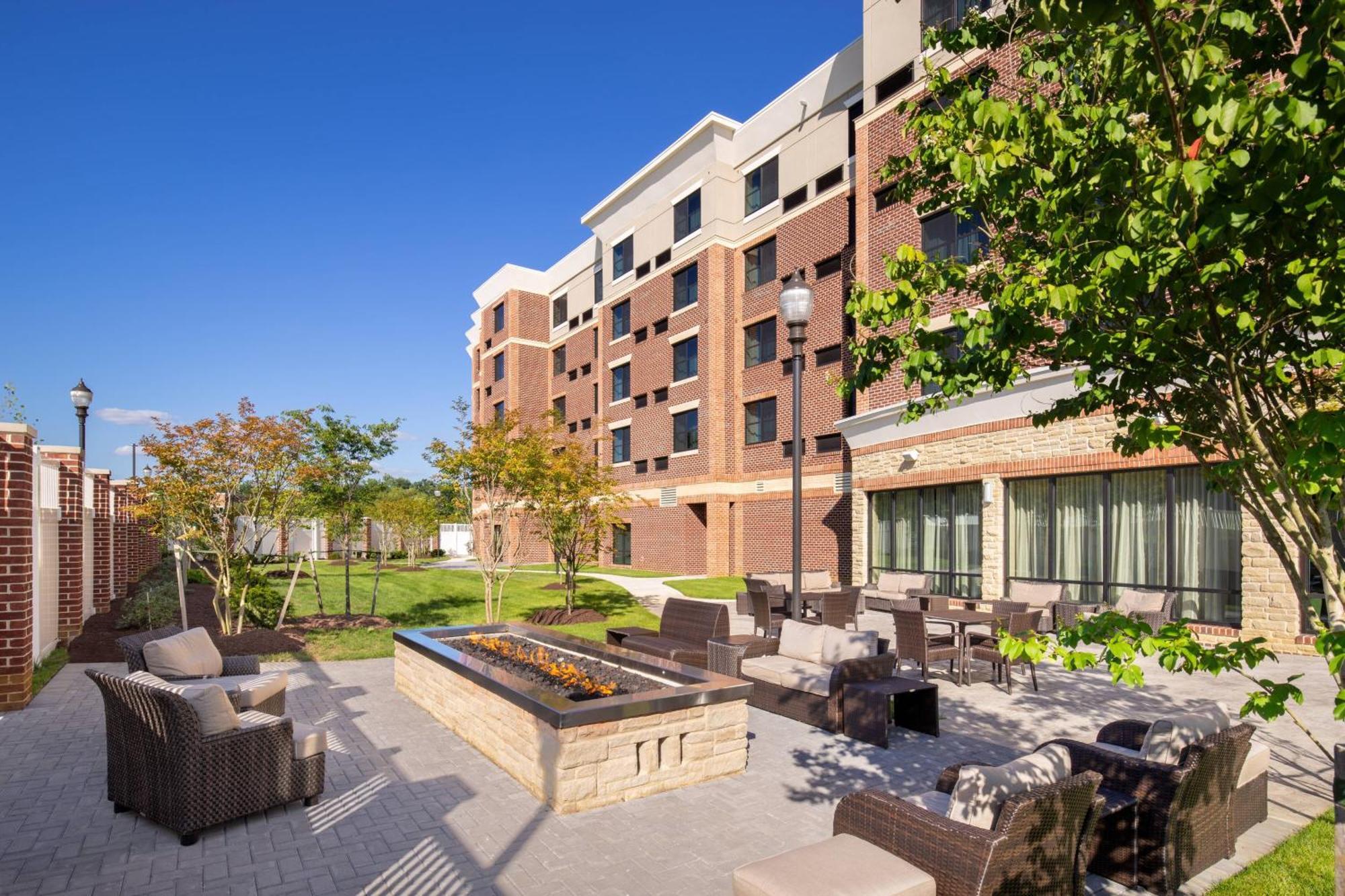 Courtyard By Marriott Bowie Εξωτερικό φωτογραφία